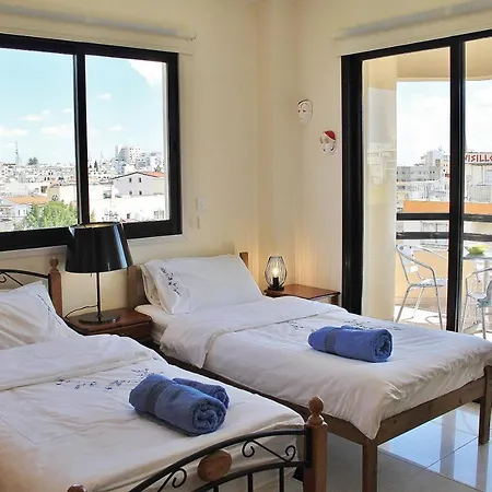 Ria Court For 3 Persons Apartament Larnaca